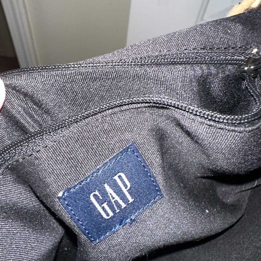GAP animal print bag with small defect on shoulder strap.